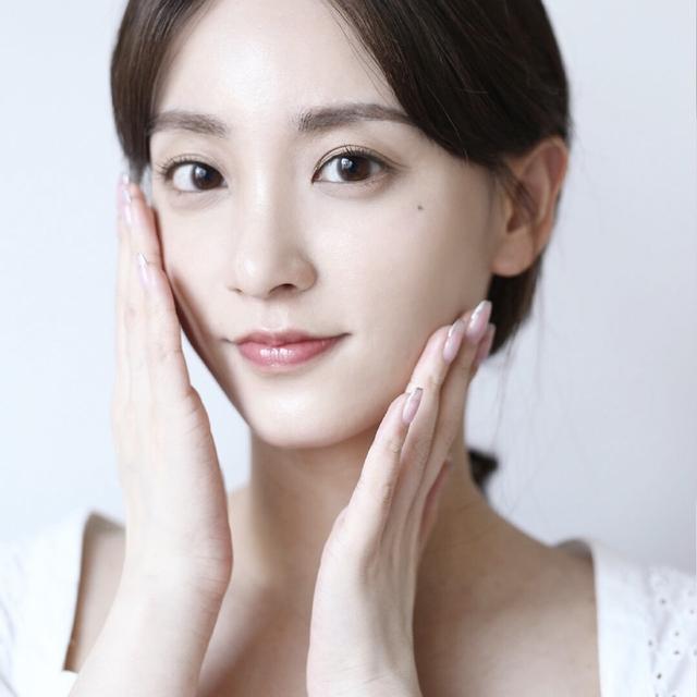 #护肤品#肌底液和精华液有什么区别？钱包预算不够，能不能只用一样护肤？