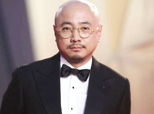 『徐峥』四位转型做导演的明星,他俩成功一本万利,唯独他被观众骂拍烂片!