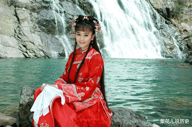 乾隆|历史上真实的还珠格格是怎样的？夏雨荷成贵妃，紫薇却身患残疾