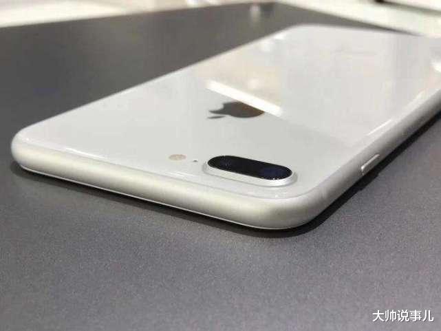 『苹果』盘点苹果迄今为止的三款钉子户机型，你用过吗？