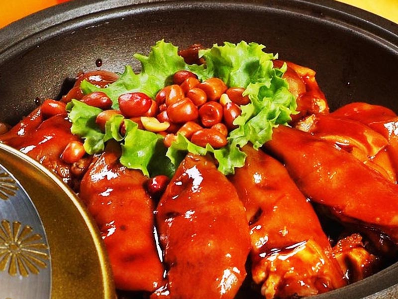 卤味|偷师周黑鸭，“门外汉”改良周黑鸭卤味配方，年营收是周黑鸭两倍