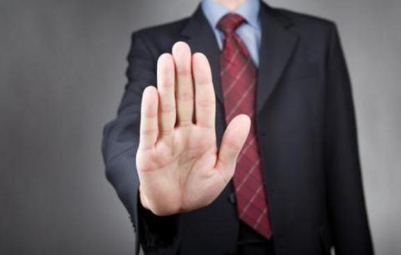 |如果领导不喜欢你,你又不愿讨好领导,咋办?四个方法简单又有效