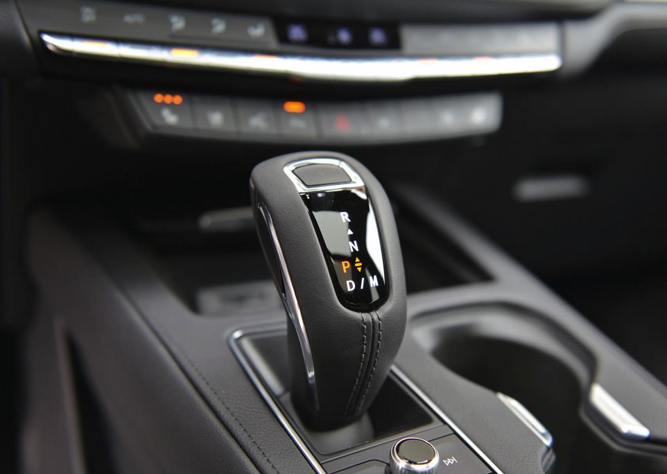 「捷豹」开完捷豹EPACE,再开凯迪拉克XT4,车主:差距一目了然