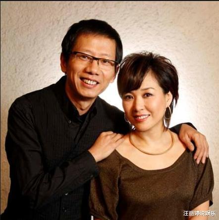 李静：对不起，史可咱们离婚吧！黄小茂转身娶亿万主持人李静