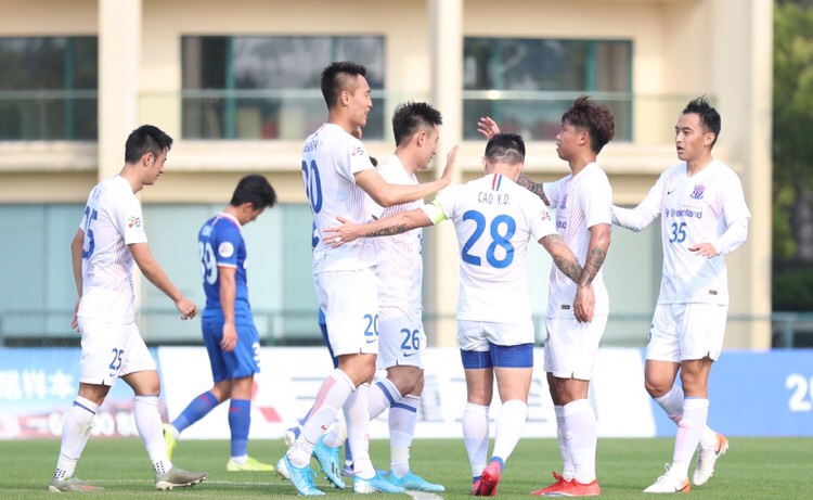 『上海申花』申花战术大变样，金信煜让位19岁新星表现惊艳，新援作用立竿见影