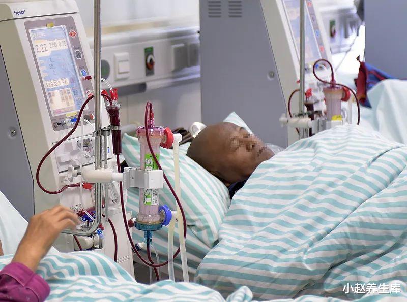 [肾衰竭]48岁男子，查出肾衰竭，提醒：身体会出现“4多”，去查查肾脏！