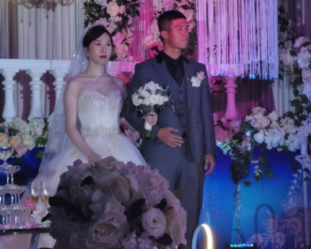 「上海申花」他是被U25军训队毁掉的中超主力！申花“失踪人口”委身预备队，无人问津