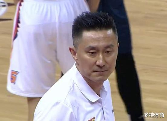 广东男篮|三场狂胜150分！广东宏远制造中国篮球又一惨案，杜锋太欺负人