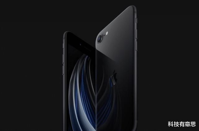 iPhone SE@朋友狂想买iPhoneSE，iOS13.5.1推送后傻了眼，说得亏没买