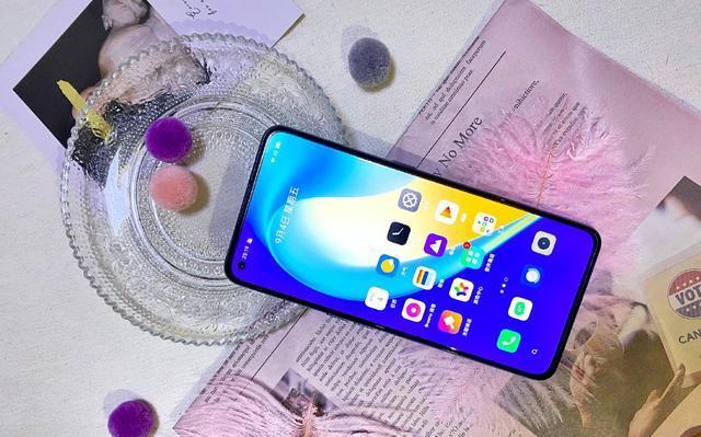 微商|继雷军之后,又一高管要去拧螺丝?天玑芯片+新配色仅2499元