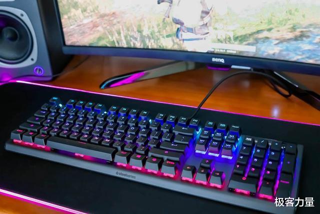 赛睿|不知道如何搭配自己的电脑外设？这套组合没准就适合爱玩游戏的你