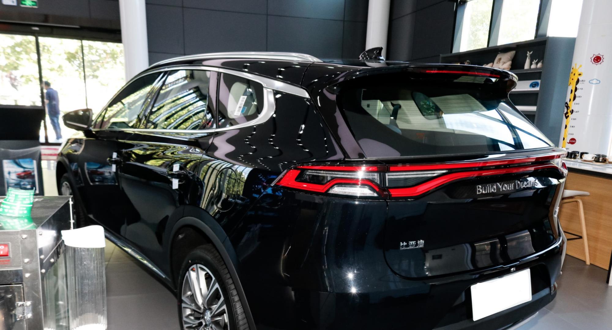 动力|比亚迪又一“王牌”，5/6/7座随心选，配6AT油耗8.8L