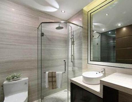 |卫生间不要做淋浴房了，回家用砖砌矮墙，网友：耐用又省钱！