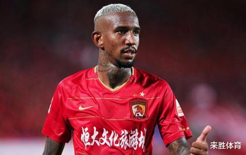 广州恒大|恒大新援终于登场亮相，曾被卡帅寄予厚望，未来将在国足挑大梁