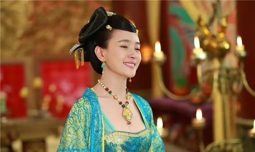 #任嘉伦#任嘉伦首部男主剧！化身断案奇才合作焦俊艳，三年后让粉丝心疼！