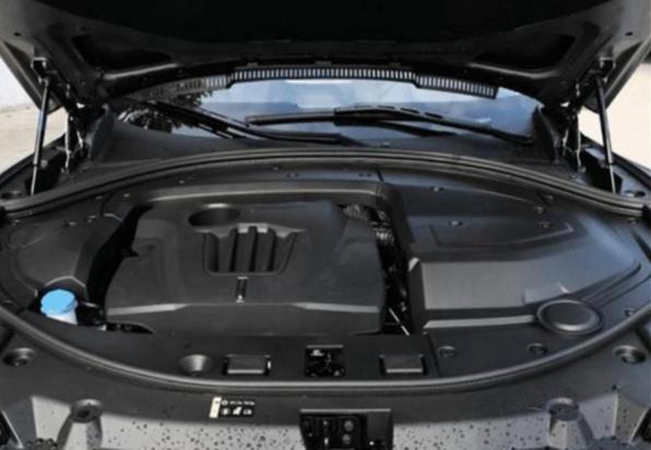 #国产车#为啥国产车都有机盖,而合资车辆却没有?内行人:这就是差距!