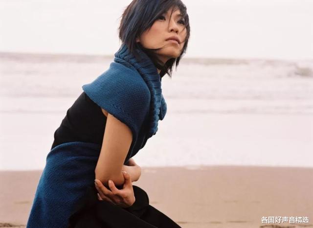 #阿桑#歌手阿桑一生只出两张专辑，却成为了华语乐坛的“疗伤女王”