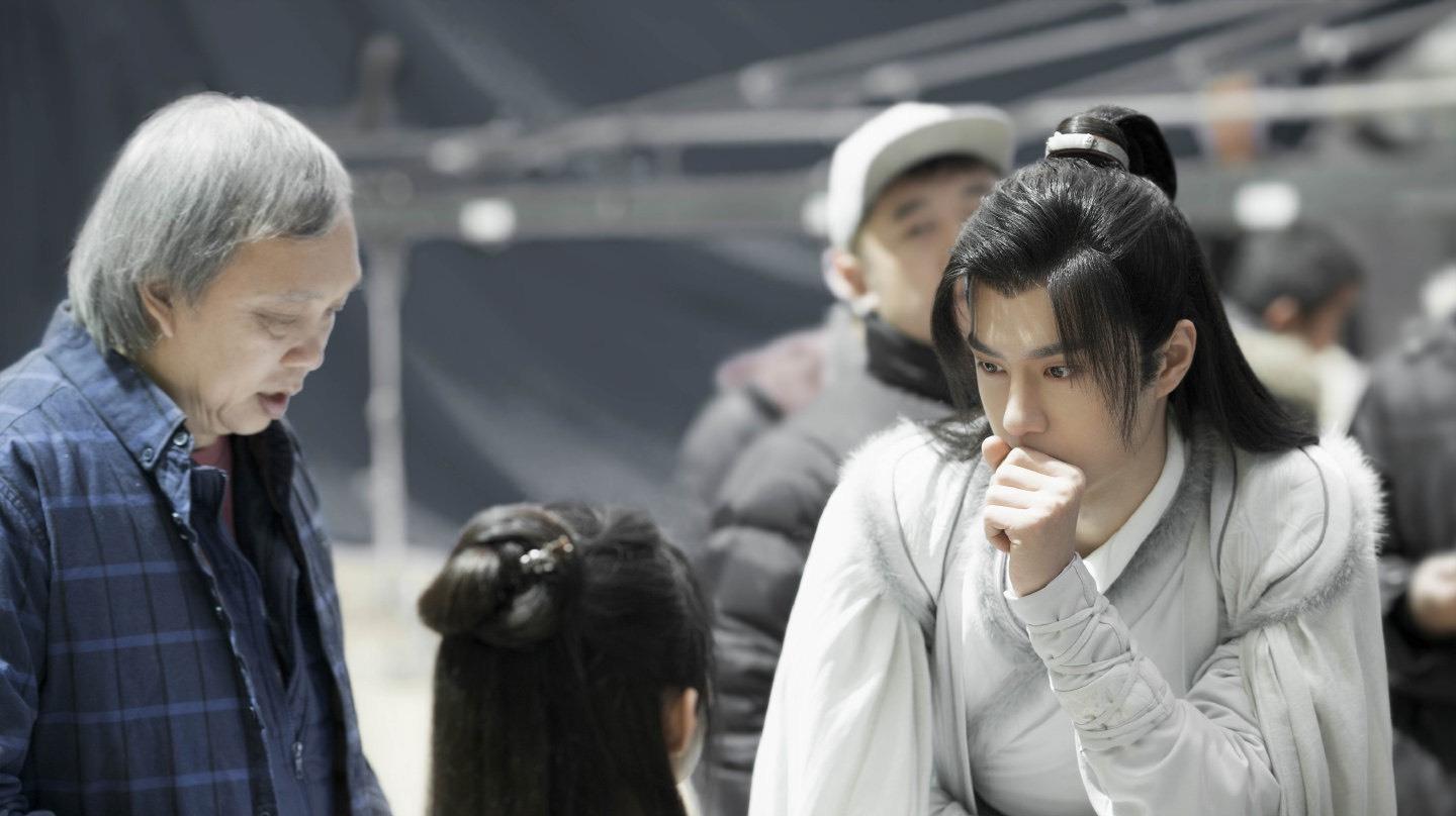 「有翡」《有翡》官微新剧照登热搜，赵丽颖王一博合照发糖？