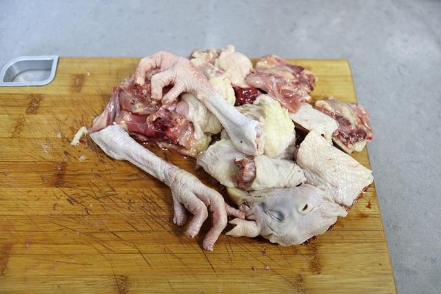 鸡汤|妈妈每天早晨坚持喝“它”,气色红润,皮肤细腻,比吃阿胶效果好