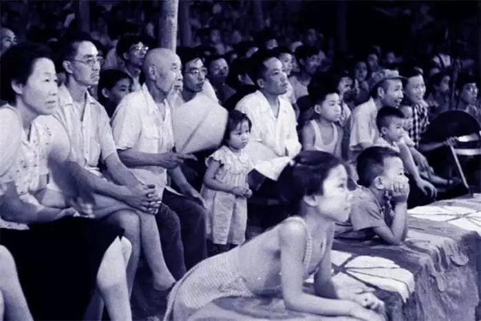 『老照片』美国人拍摄的1958年中国老照片: 50年代的中国是这样子