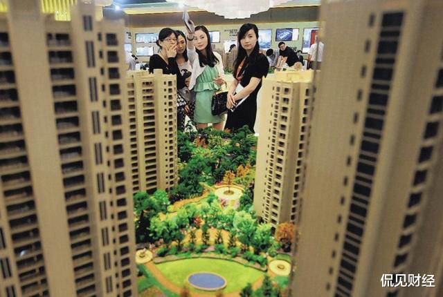 为什么这两年鼓励买房的专家明显减少了？