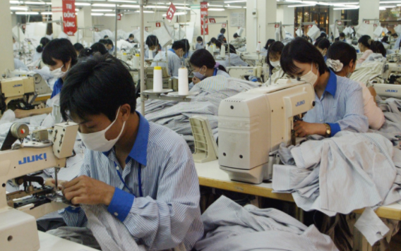 越南|越南认清事实：8个月时间，3万家企业面临破产，还能追上中国吗