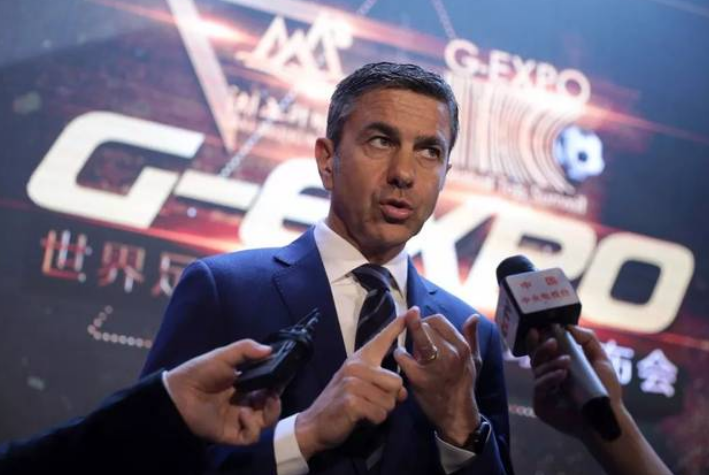 #梅西#此人和马拉多纳梅西同场竞技过，看看他对这两大巨星的评价