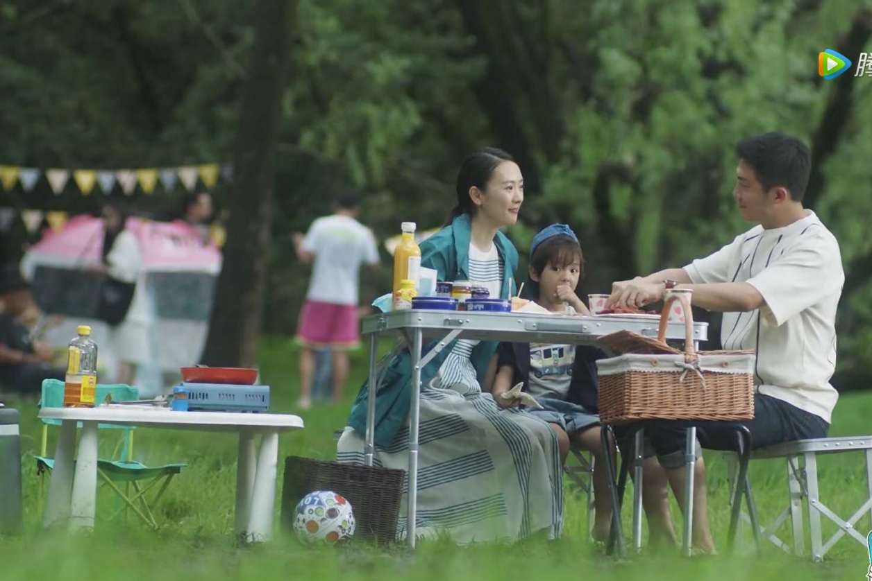 三十而已|《三十而已》三姐妹都有了新的男朋友,然而大结局只有她可能会结婚