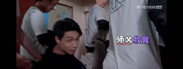 秦霄贤|郭德纲光明正大的放水捧秦霄贤，实际是在处理他德不配位的情况！