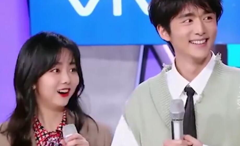 谭松韵|宋威龙录节目假装不认识谭松韵，谁注意谭松韵反应？够我看十遍