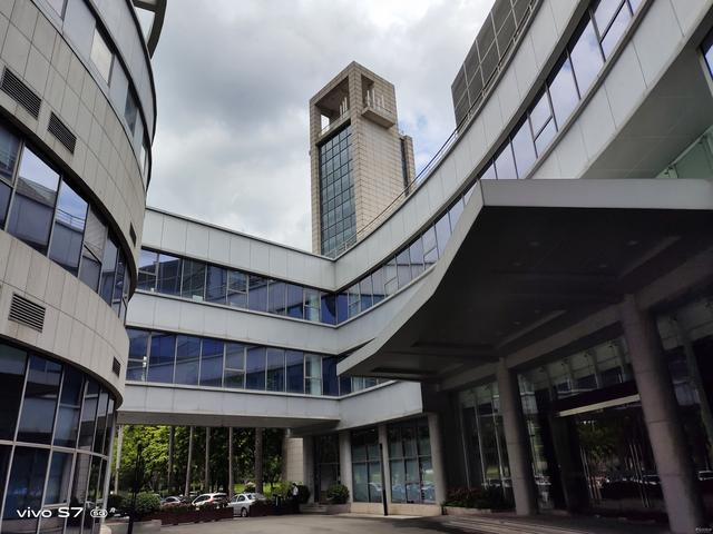 5G|好看就是花瓶？颜值爆表的5G新机大混战