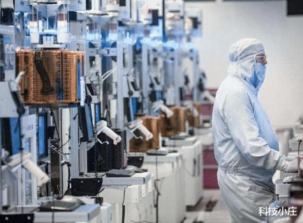 #芯片#中国刚斥资1600亿造芯片，美国就突然宣布！外媒：完全没想到！