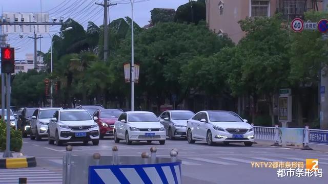 都市条形码|\"喝了酒没被查,吓死宝宝了\" 女子疑似酒驾发朋友圈炫耀被举报,交警连夜查处