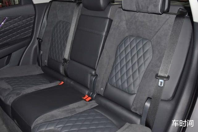 [红旗hs5]预算24万放弃宝马X1，喜提红旗HS5，2个月后车主：我只想四个字