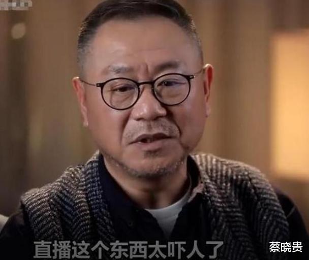 [赵本山]2001年的春晚《卖拐》, 范伟的一个失误一生阴影, 赵本山: 我平不了那坑