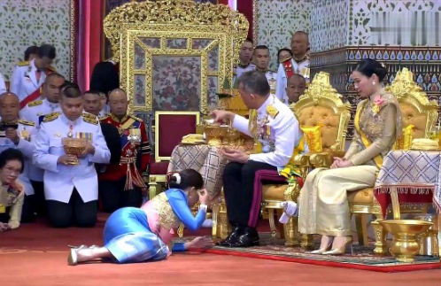 難怪泰國人炸毛，看看68歲泰王的奢侈生活，民眾不造反才奇怪-圖5