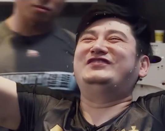 #营养师#帮钱枫瘦下来的营养师火了，当她全身照曝光那一刻，这是金刚芭比？