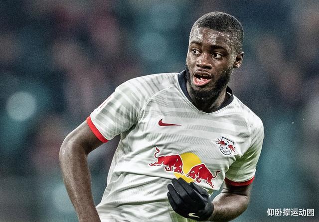 法国队|法国妖人有多猛？十大中卫都有顶尖潜质，五套阵容都能进世界杯