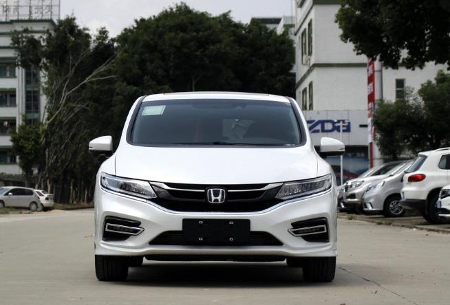 大众途安■先开本田杰德,再体验亲戚的大众途安,车主:差距显而易见