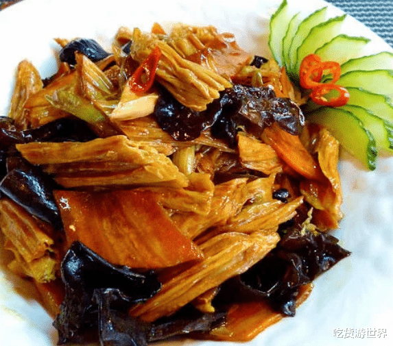 腐竹|炒腐竹我从不用清水泡，教你一招，3分钟腐竹全泡开，又滑又嫩！