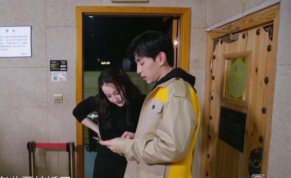 「迪丽热巴」迪丽热巴退出《极限挑战》，替补女嘉宾人气高，一来就被推到C位