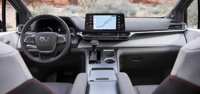 【混合动力】一跺脚或跌到30万,长5米1+双侧电侧门,配混动油耗7.1,叫板GL8