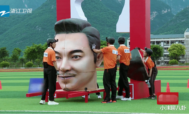 『李沁』《奔跑吧》剧本痕迹太明显？李沁没意识到自己说错话，导演慌了！