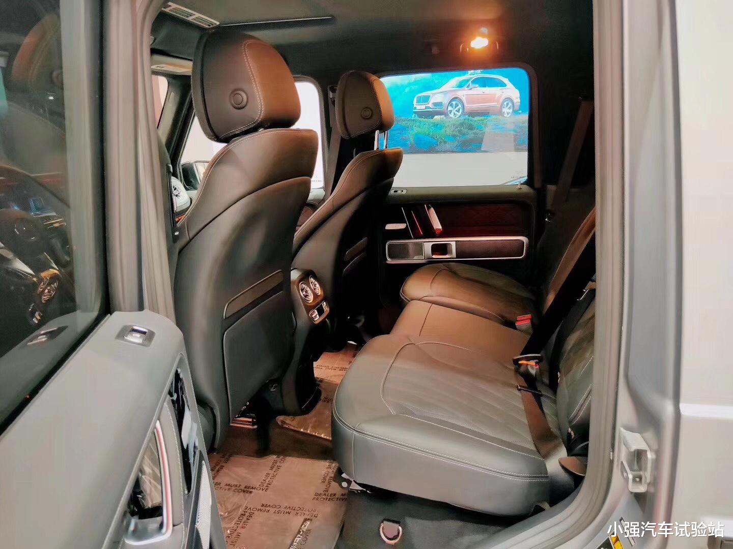 【本田皓影】2020款奔驰AMG G63，外观方正时尚，配全液晶仪表盘，你喜欢吗？