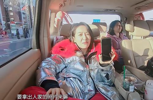 宋茜@宋茜的“霸气坐姿”火了，当她翘起二郎腿那一刻，网友：模仿不了