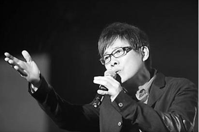 罗大佑|他与前妻约好丁克12年,却在56岁人工受孕生了娃,前妻情何以堪