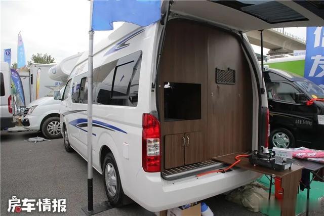[房车]售价不到18万的房车啥样？能睡2口还配三菱发动机，经济实惠！