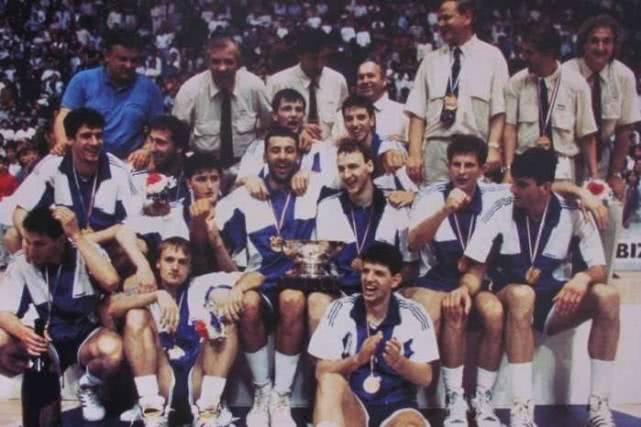 南斯拉夫▲前南斯拉夫的“黄金一代”有多牛？杨毅：吃饭，睡觉，打美国