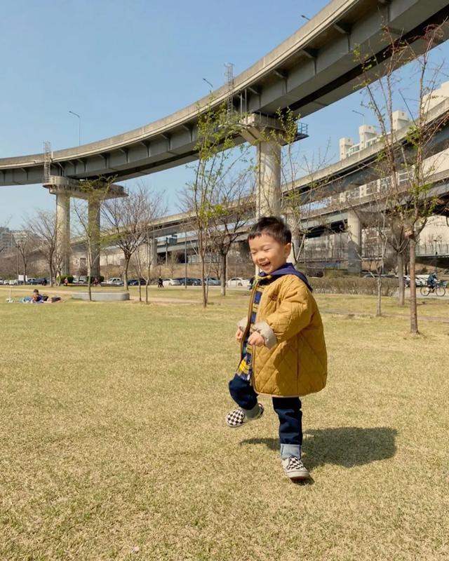 runningman|Running Man最新资讯：收视率创新低，成员动态更新！