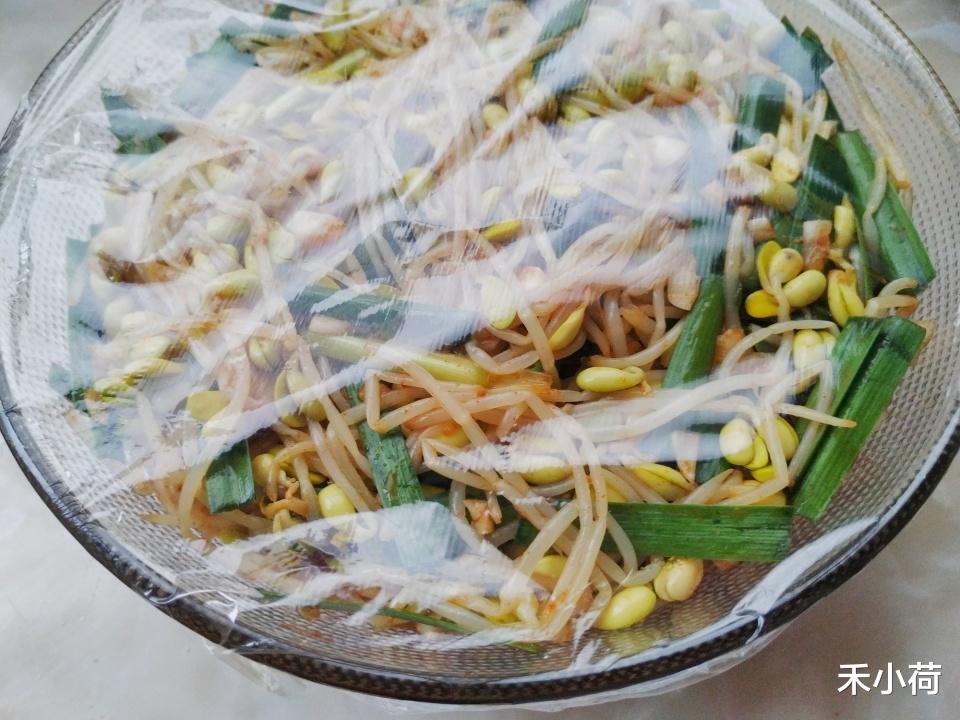 「黄豆芽」黄豆芽最好吃的做法，简单快手，做一大盆，两天就吃没了
